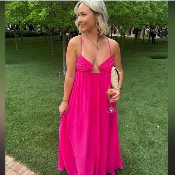 Zara Pleated Flowy Chiffon Maxi Dress Pink NWT - Picture 1 of 8